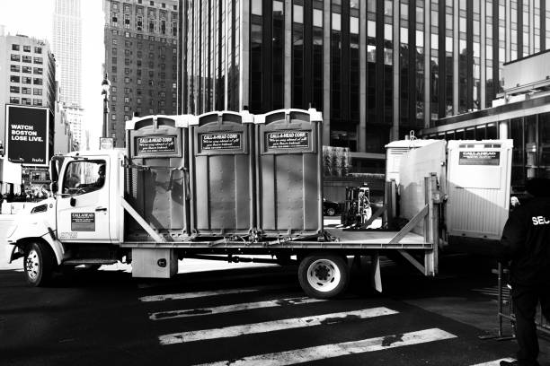 Best Portable toilet rental cost  in Santa Teresa, NM